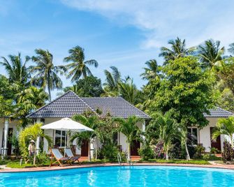 Long Mountain Resort Phu Quoc - Phu Quoc - Piscina