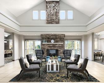 Residence Inn Des Moines West at Jordan Creek Town Center - West Des Moines - Lobby