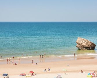 3 Bedroom Nice Home In Matalascañas - Matalascanas - Playa