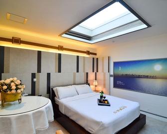 Suncheon Embassador Hotel - Suncheon - Habitación