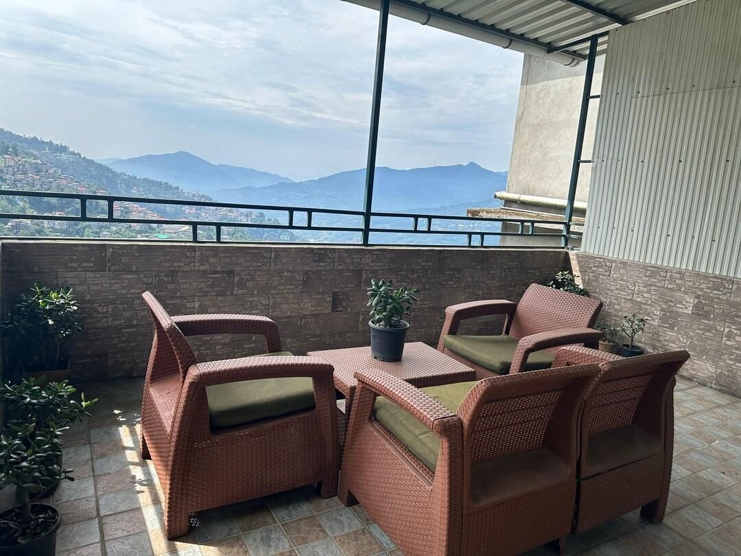 The Hill Castle - Gangtok - Balcony