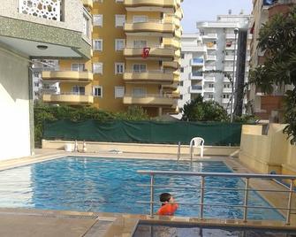 Aygun Apart - Mahmutlar - Pool