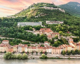The Babel Community Hotel Grenoble - Grenoble - Building