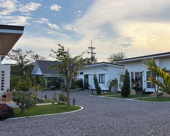 Homegate Resort - Prachuap Khiri Khan - Κτίριο
