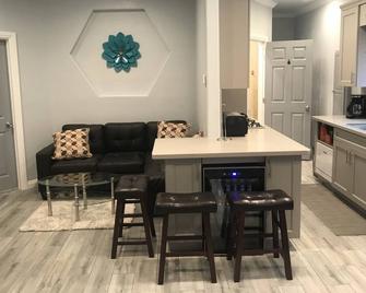 Beautiful Cozy Home in the Heart of Southern California - Midway City - Comedor