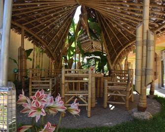 Hotel Lilalo - Kateríni - Patio