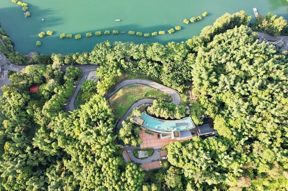 Sun Moon Lake Bamboo Rock Garden - Nantou City