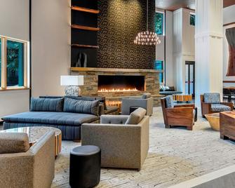 Palisades Tahoe Lodge - Olympic Valley - Area lounge