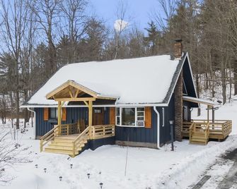 Quinn Hollow - Hunter Mountain Ski Cabin, Hot Tub - Hunter - Bygning