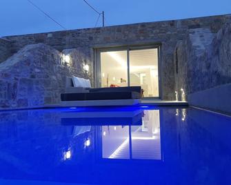 Ac Village Christoulis - Mykonos - Piscina