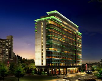 The Class 300 Hotel - Sokcho - Gebouw