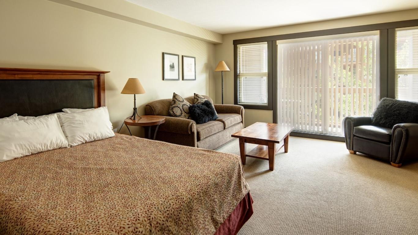 Panorama Mountain Resort - Ski Tip / Tamarack Condos