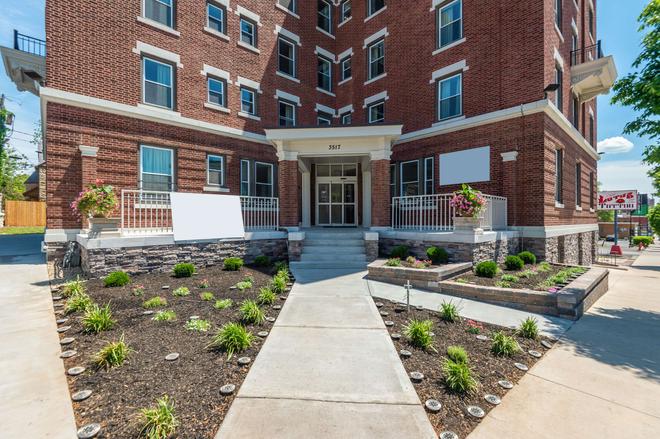 Quality Inn And Suites Kansas City Downtown 96 1 6 8 Kansas