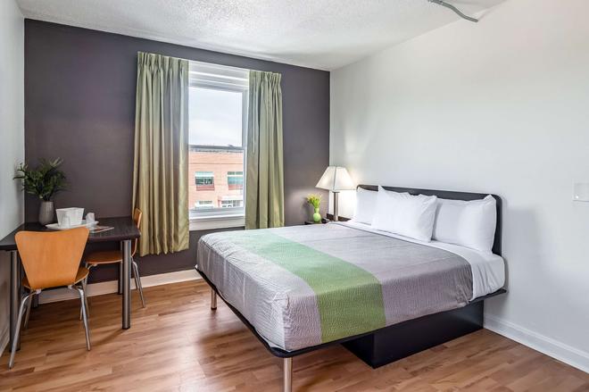 Quality Inn And Suites Kansas City Downtown 96 1 6 8 Kansas