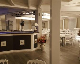 Villa Giardino degli Eventi - Fano - Restaurace