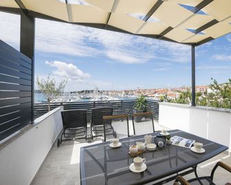 Apartments and Rooms Mare - Vodice - Balkon