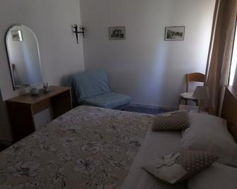 Hotel Meri - Framura - Schlafzimmer