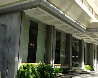 Regency Hotel - Mumbai - Lobby