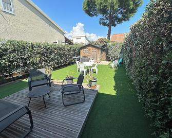 Mini Villa T3 duplex - Borgo - Patio
