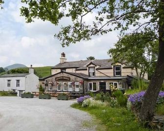 4 Helwith Bridge Cottages - Settle - Building