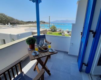 Agia Anna Hotel - Agia Anna - Balcony