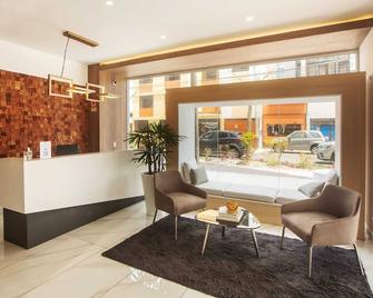 Modern Lofts in Grau Building by Wynwood-House - Lima - Rezeption