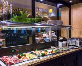Hotel Gösser Bräu - Wels - Buffet