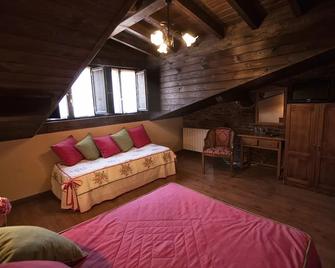 La Casona de Sobrepiedra - Cangas de Onís