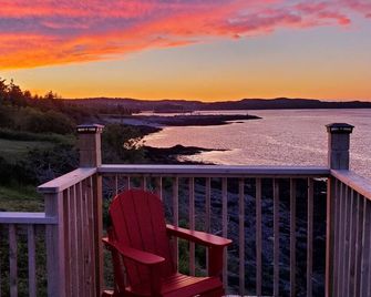Bay Of Fundy Breeze ~ Ocean Front Home - Saint John - Balcony