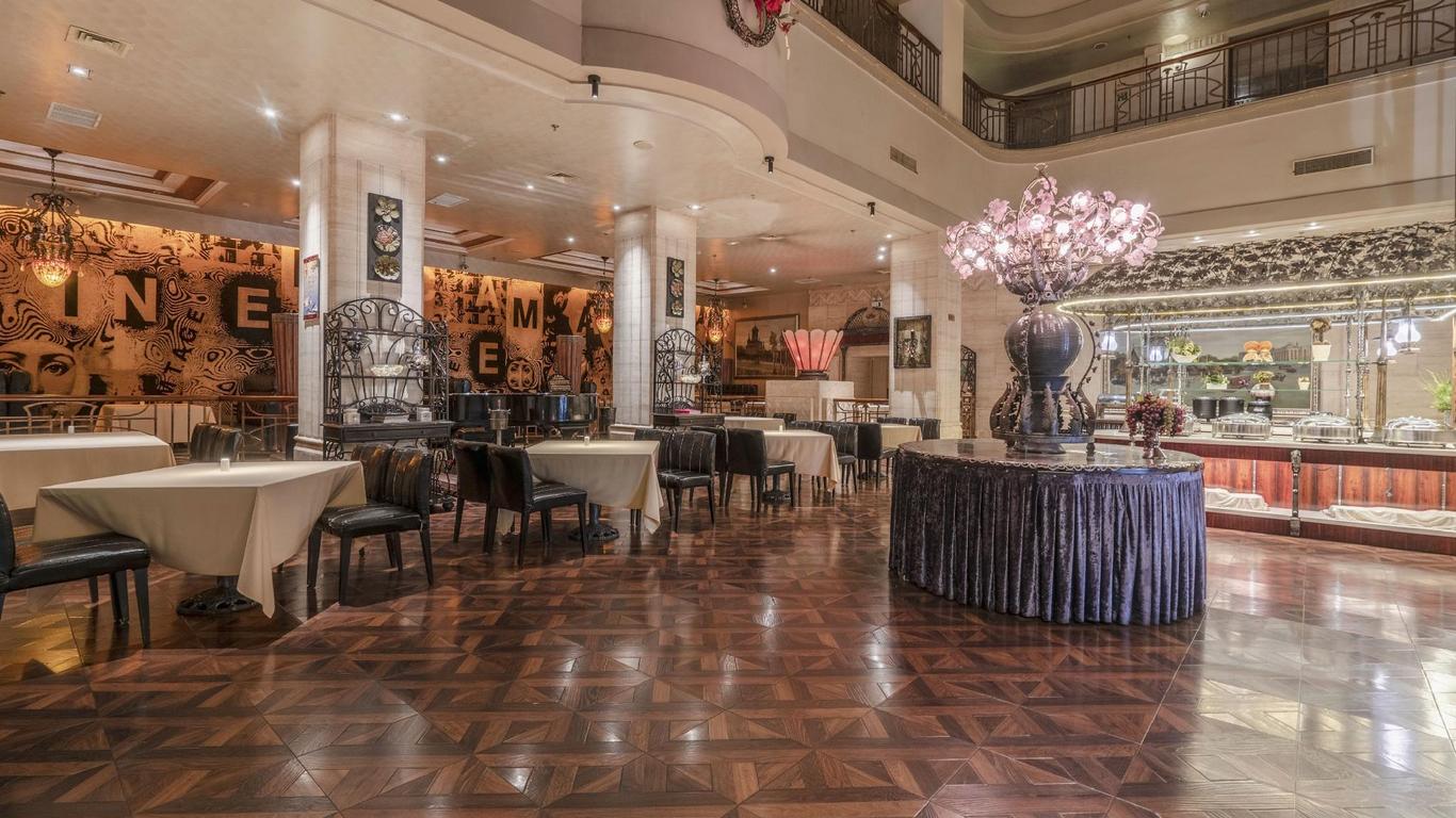 Harbin International Hotel (Central Street Pedestrian Street Hazhan Branch)