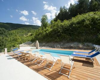 B&B Mosca Bianca - Ascoli Piceno - Piscina