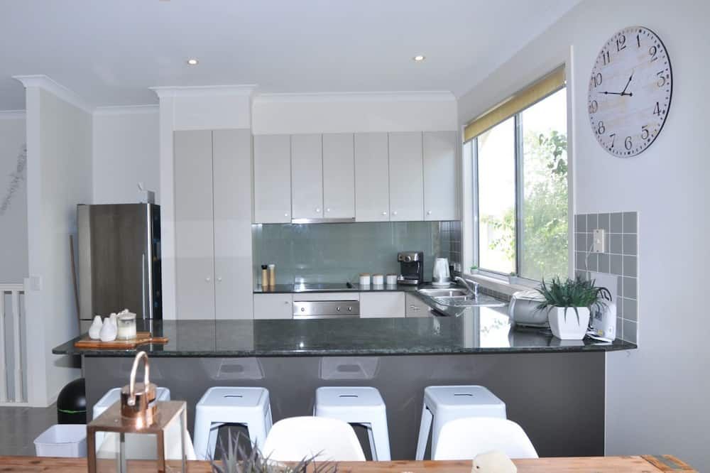 Sandpiper 3 - Close to Town and Beach - Inverloch - Cocina