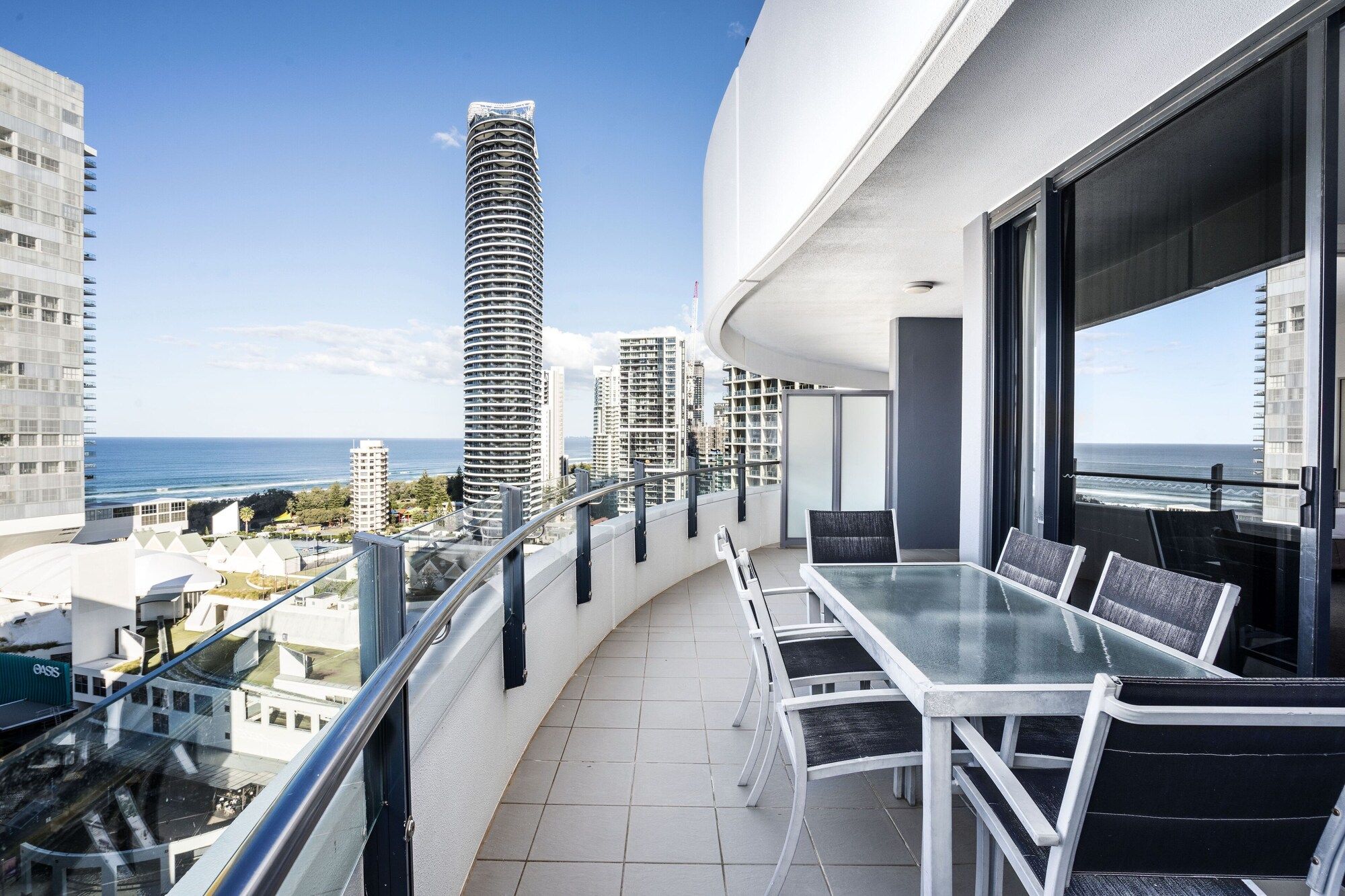 The Wave Resort - Broadbeach - Balcony