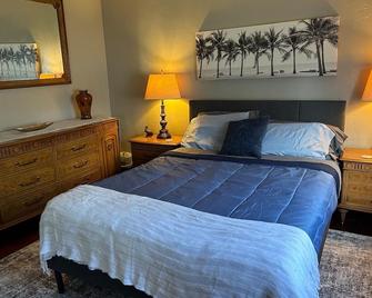 Blue Beach Pool House - Port Orange - Bedroom