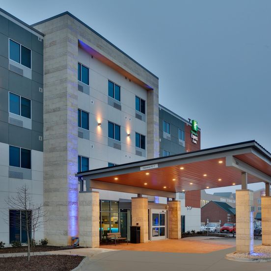 Holiday Inn Express & Suites Plano East - Richardson By IHG image 1