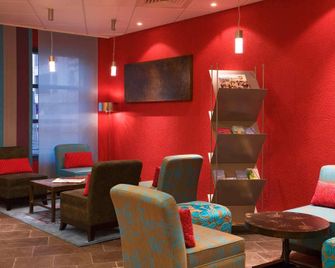 Novotel Suites Nancy Centre - Nancy - Salon