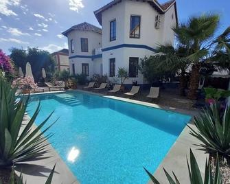 El Cielo Azul - Alora - Piscina