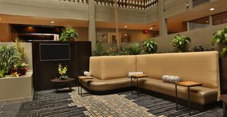 Doubletree Suites By Hilton Hotel Mcallen - מק'אלן - לובי
