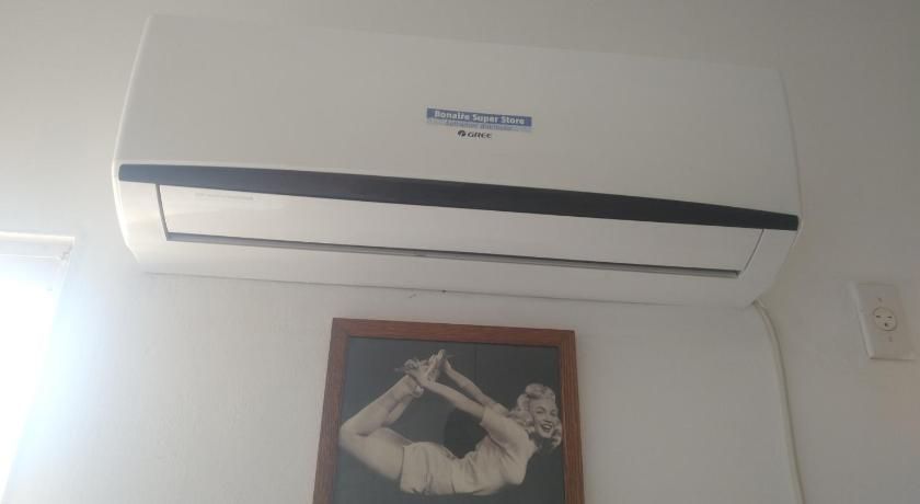 Room amenity view of Marilyn Appartments