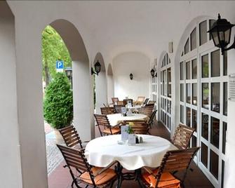 Hotel Landhaus Wörlitzer Hof - Woerlitz - Restaurante