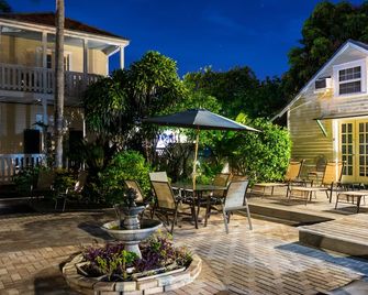 Duval House - Key West - Patio