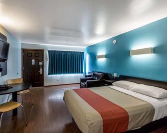 Motel 6 Missoula - University - Missoula - Bedroom