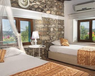 The Castle - Gökçeada - Bedroom