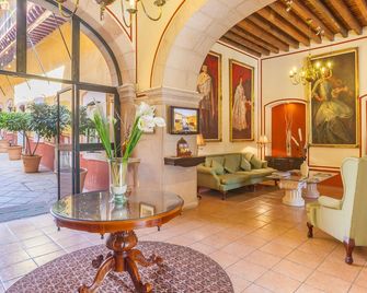 Hotel Meson de Jobito - סקטקאס - לובי