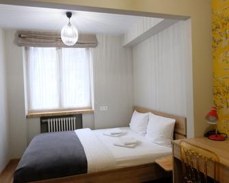 Quokka Mini-Hotel - Kaliningrad - Bedroom