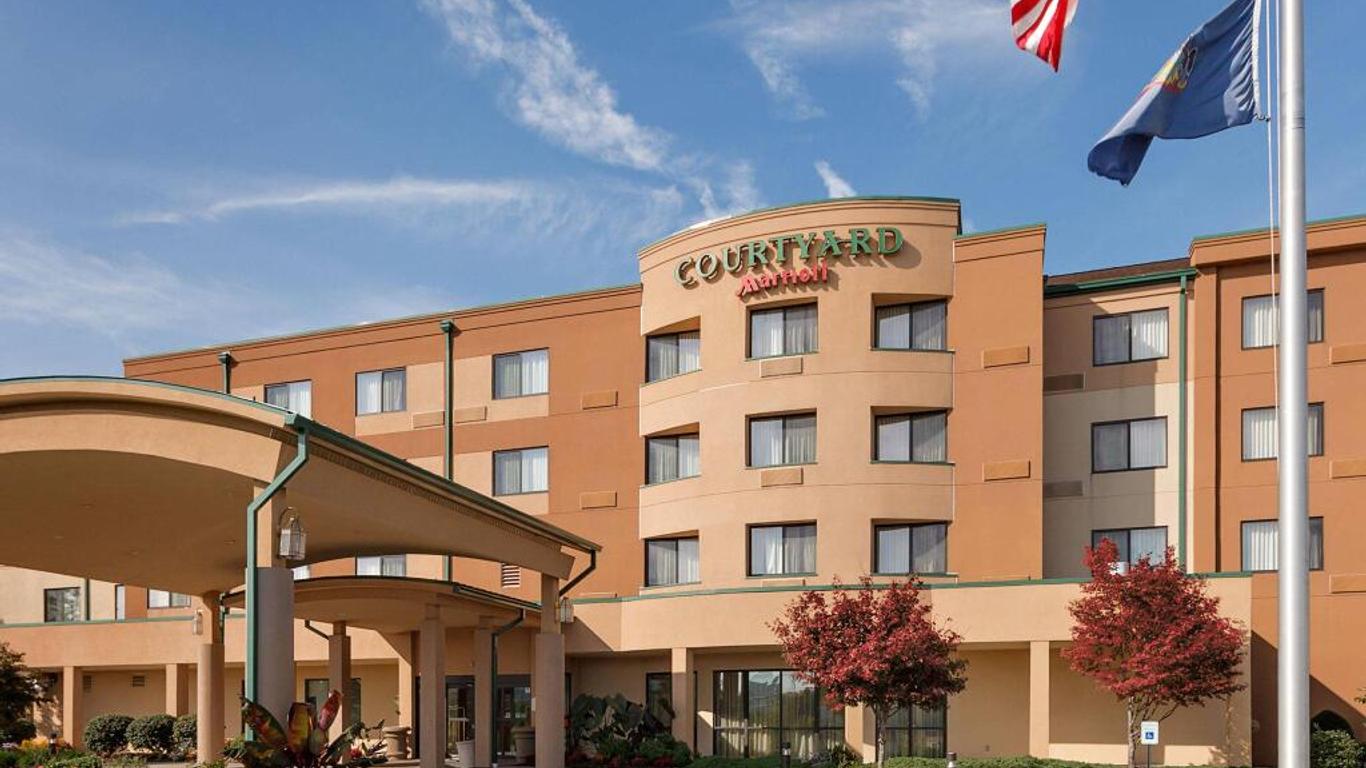 Courtyard by Marriott Harrisburg Hershey