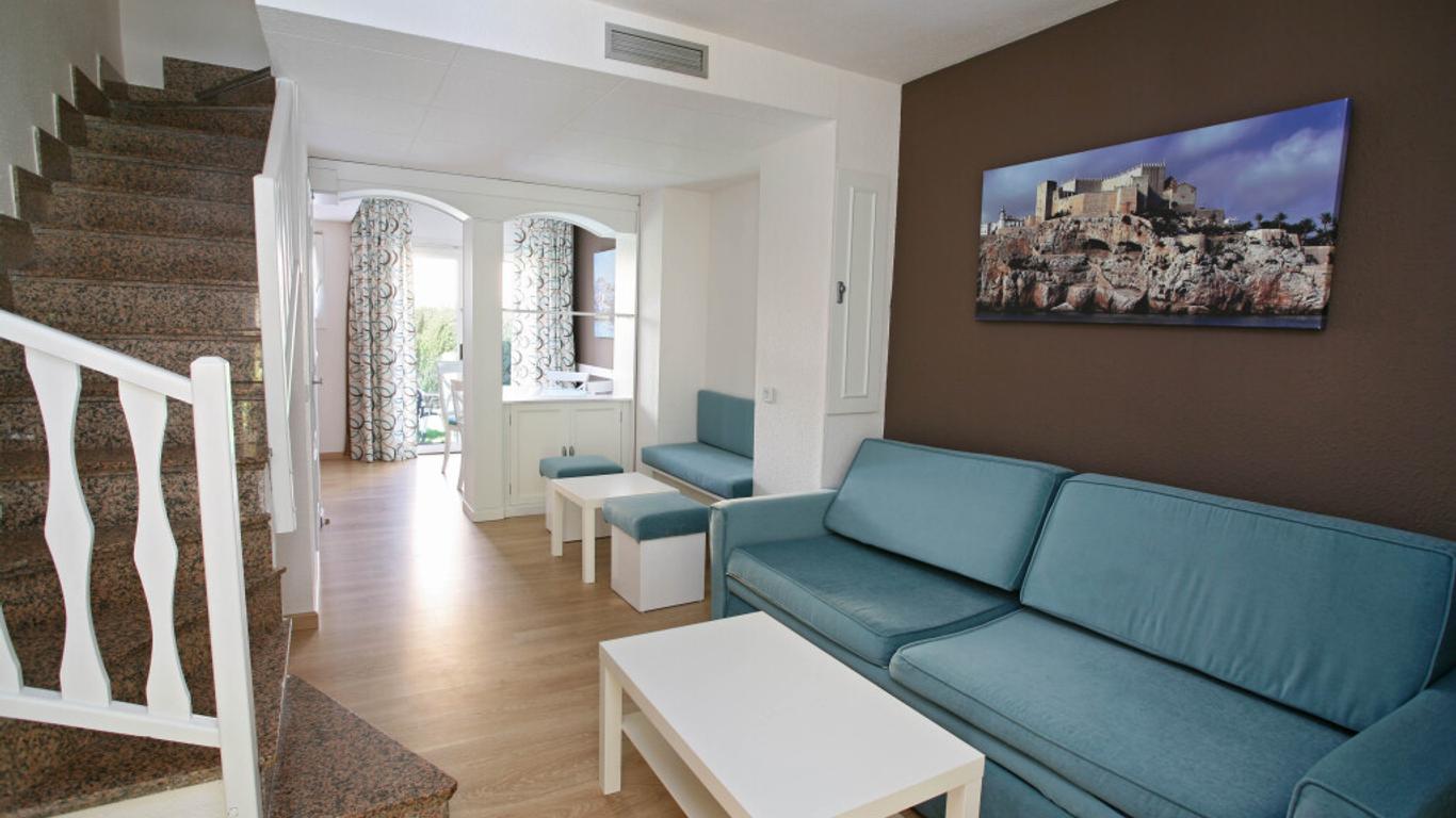 Apartamentos Turisticos Jardines del Plaza