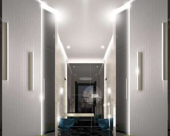 Hd8 Hotel Milano - Milan - Hallway