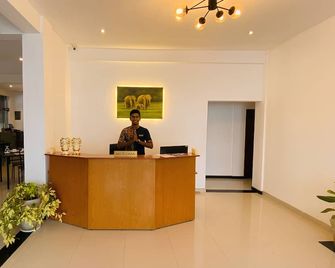 Hmc Leisure Villa Dewundara - Matara - Front desk