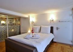 Luxury Apartments Delft King Suite - Delft - Bedroom